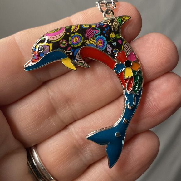 Cute Dolphin Necklace Pendant Womens Kids Colorful Ocean Animal with 20 in Chain - Picture 3 of 4